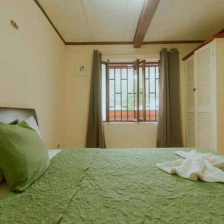 Quepos Inn 외부 사진
