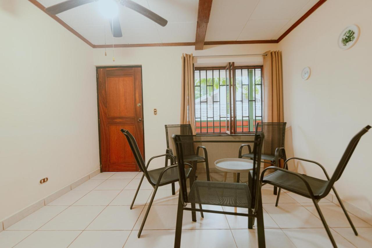 Quepos Inn 외부 사진